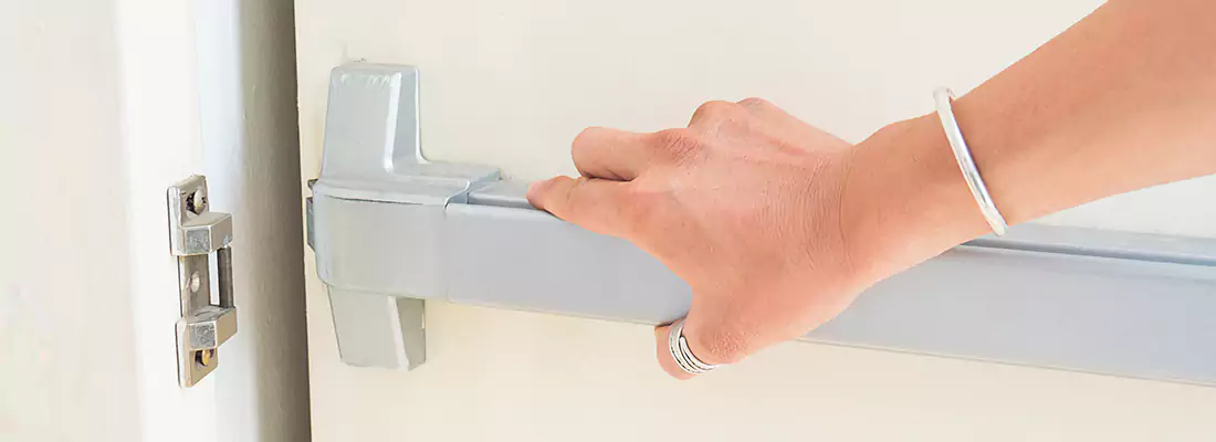 Fast and Affordable Door Panic Bar Installation in Edgewater, FL